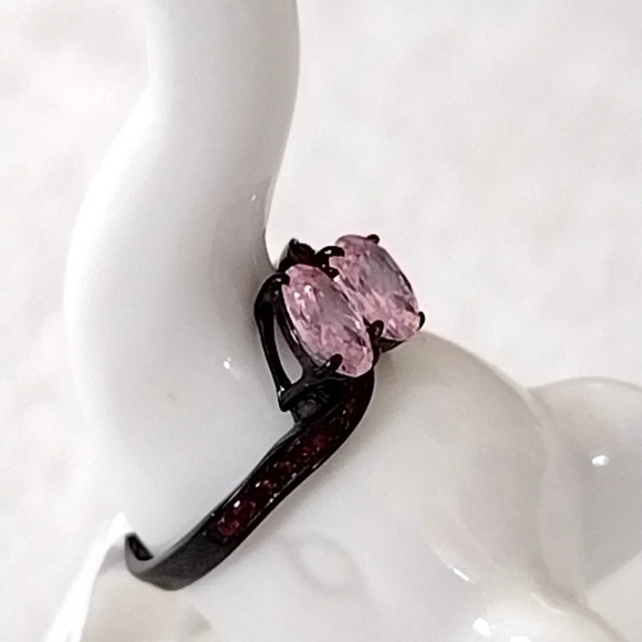 Women's Pink Stone Cocktail Ring Hypoallergenic Stainless Steel - Picture 12 of 12